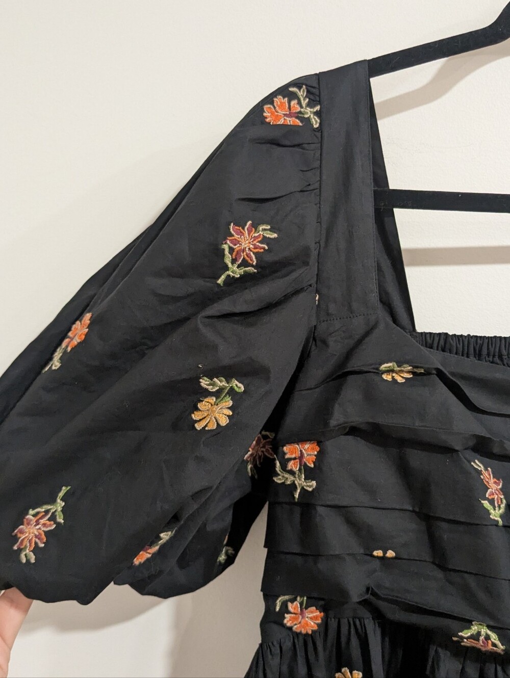 Nobody's Child Tessie Floral Embroidery Dress - Picture 4 of 8